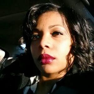 Meet your Posher, Kendra